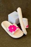 Шльопанці жіночі з аплікацією, колір бежевий, 243R5028-1